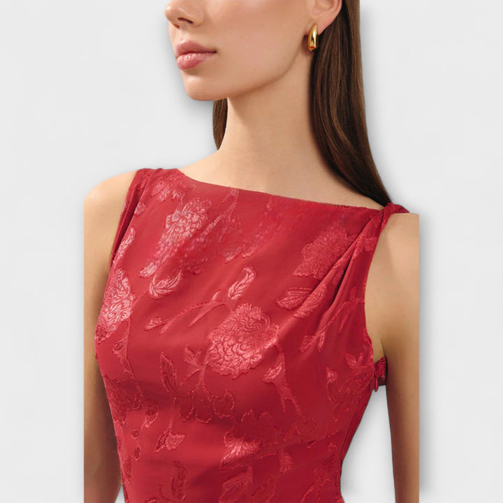 Opal | Elegant Sleeveless Maxi Dress with Lace Pattern