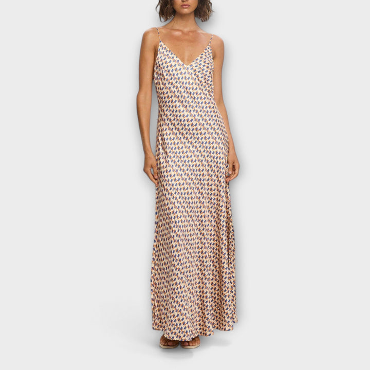 Tove | Elegant maxi dresses with geometric pattern