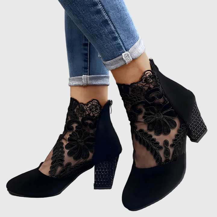 Lynora | Nude Low Block Heels