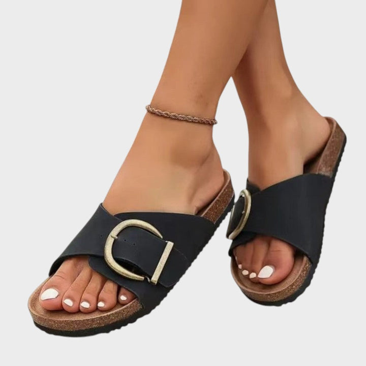 Bianca | Orthopedic sandals with buckles