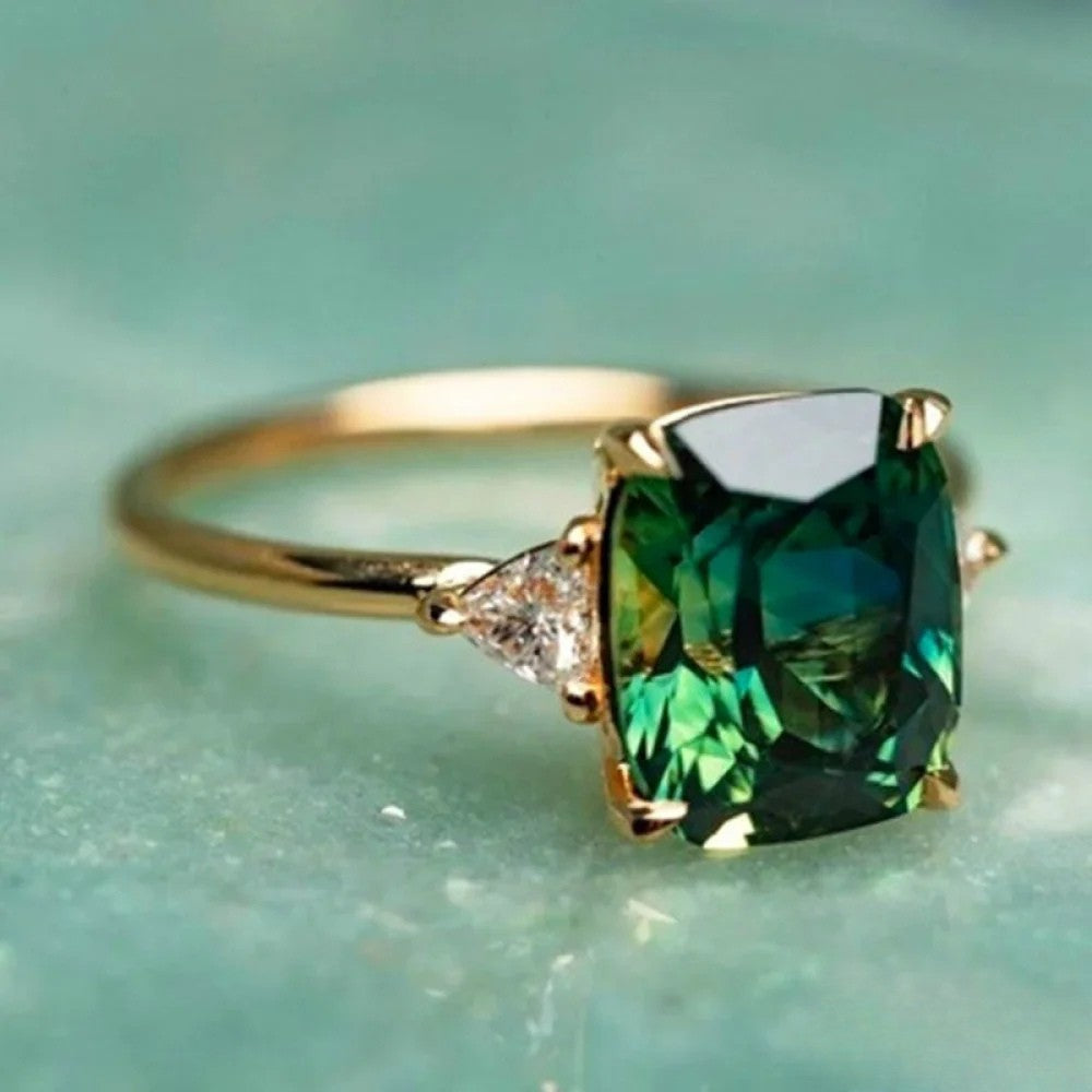 Oael | Gold-Tone ring with green zirconia