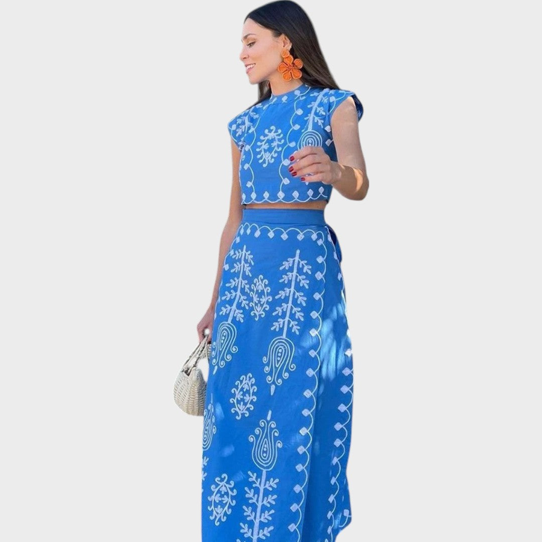 Duna | Embroidered Set