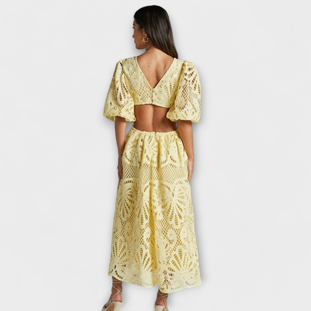 Grace | Elegant dresses with delicate details