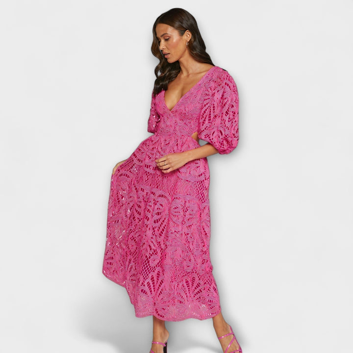 Grace | Elegant dresses with delicate details