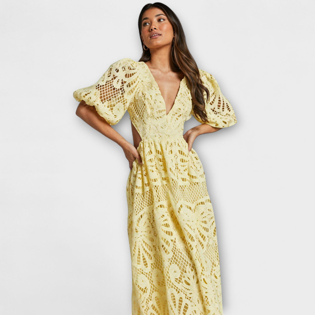 Grace | Elegant dresses with delicate details