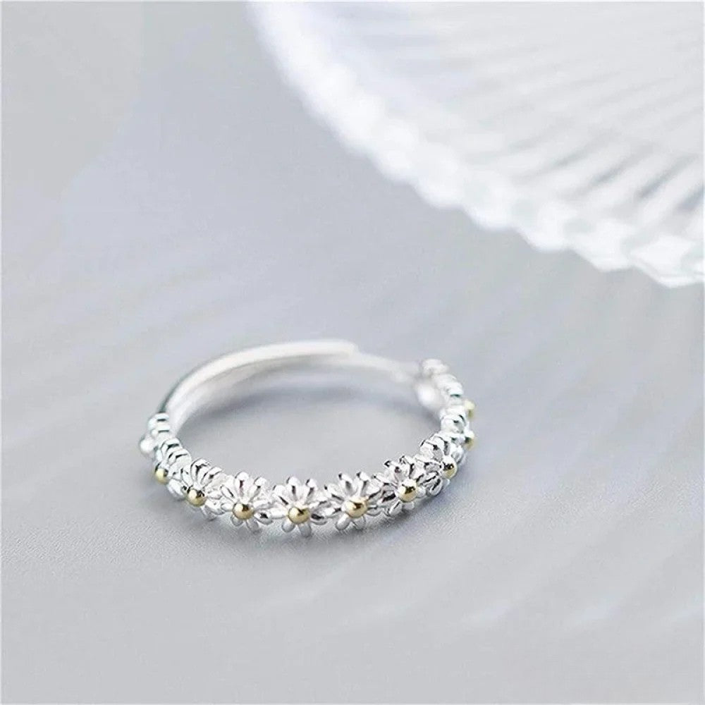 Vivienne | Adjustable Silver-Tone Ring with Hand-Painted Enamel Daisy — view 5