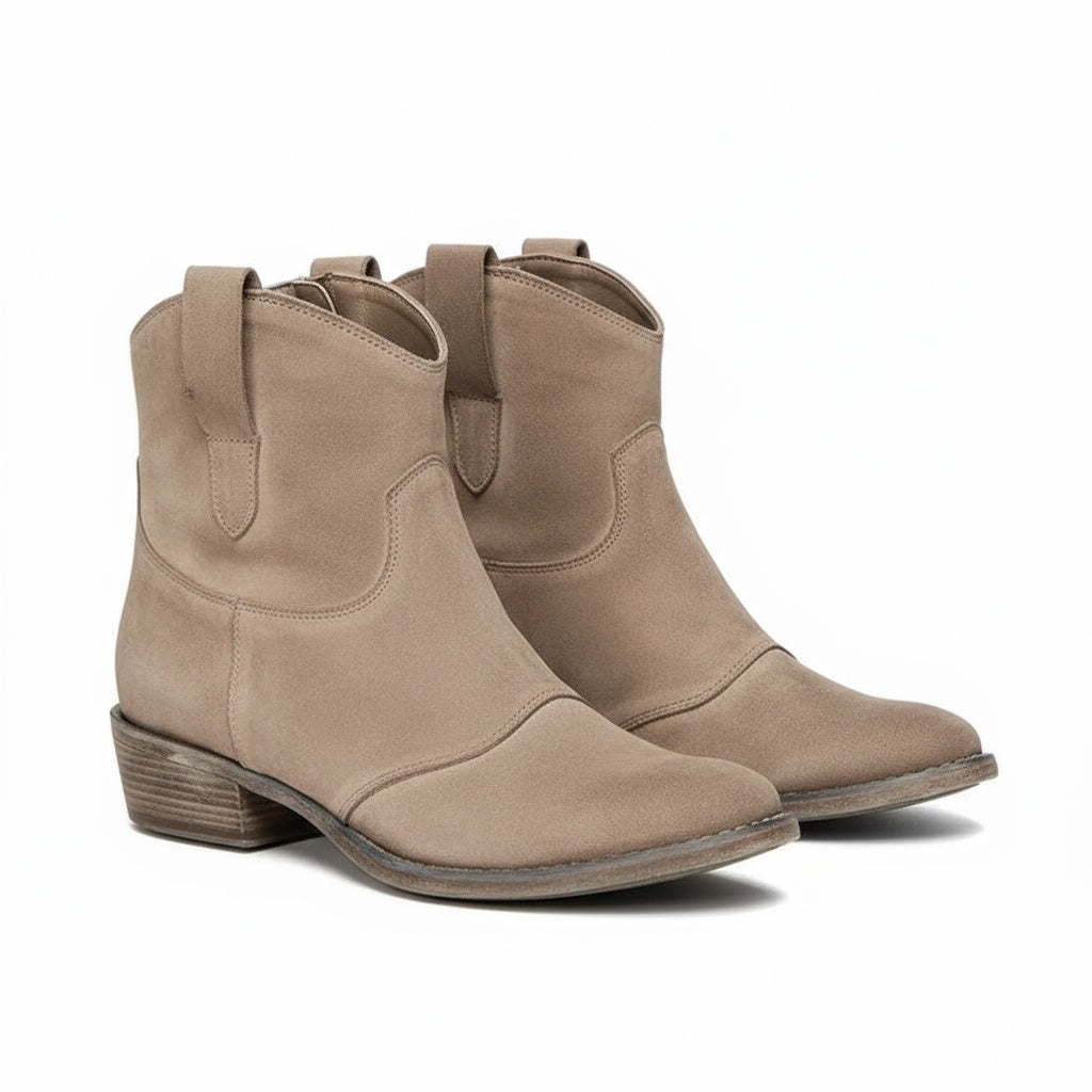 Henny | Vintage Cowboy Ankle Boots