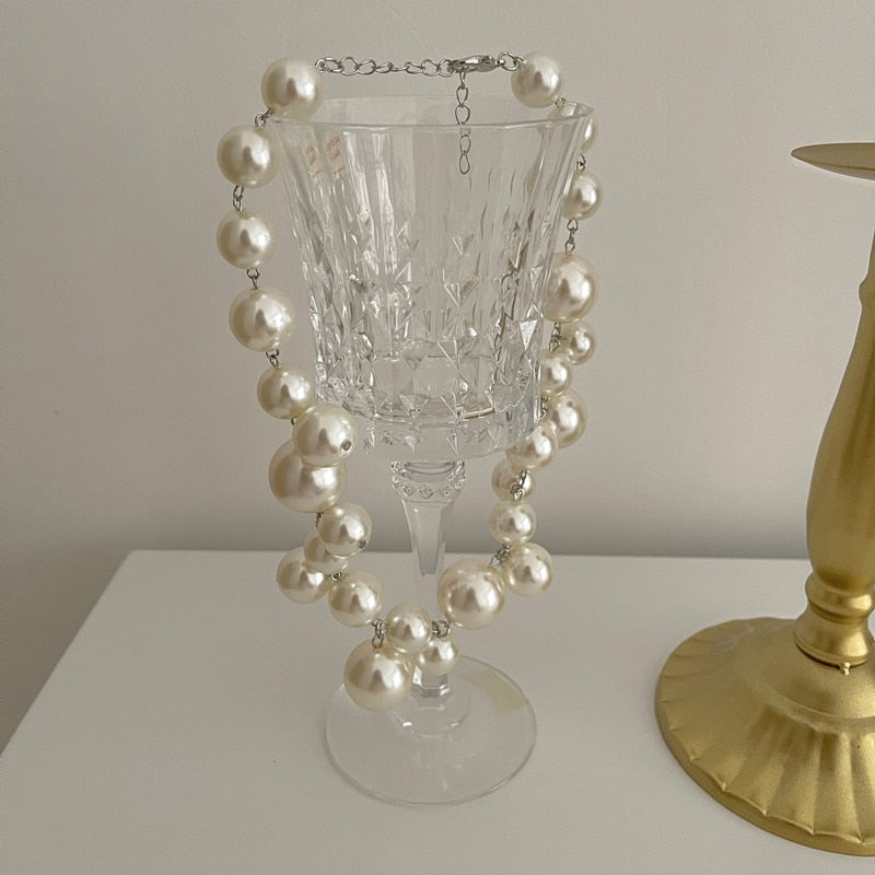 Beatrix | Charming Pearl Necklace — view 3