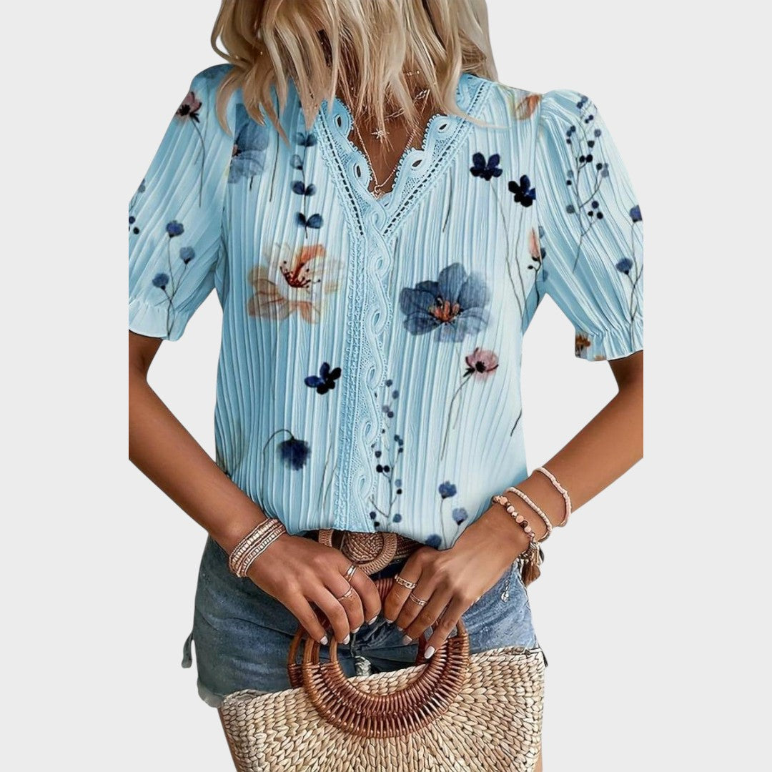 Bruna | Elegant top with heart-shaped V-neck