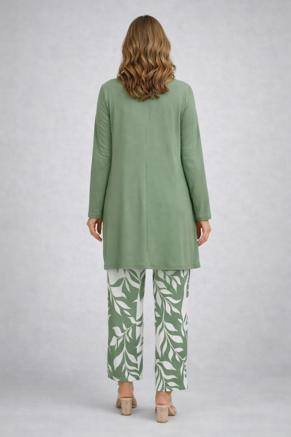 Eirwen | Plum Floral Trouser Set — view 2