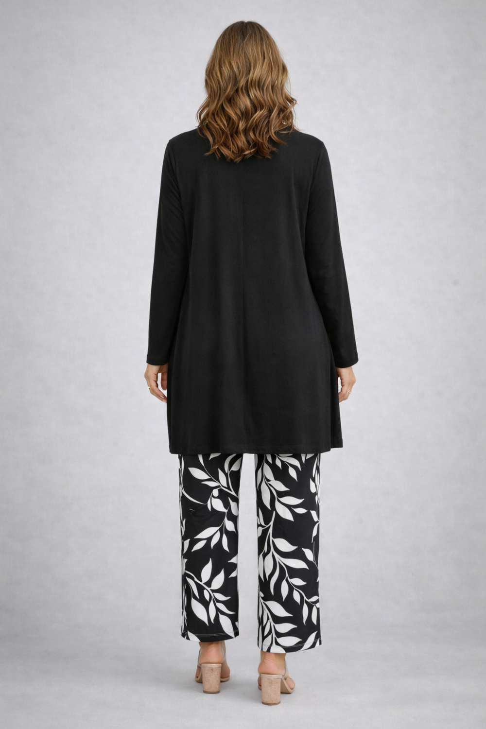 Eponine | Sage Trouser Set — view 2
