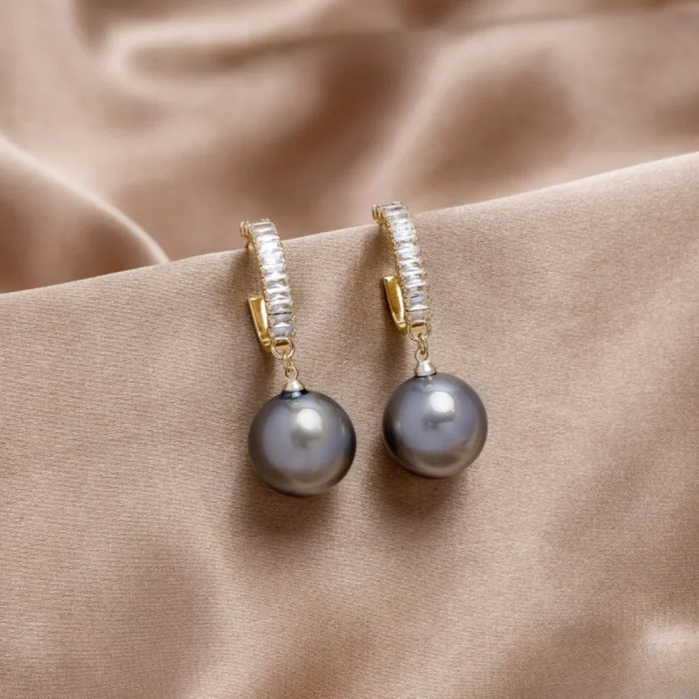 Mirabelle | Elegant Earrings with Pearls and Zirconia — view 2