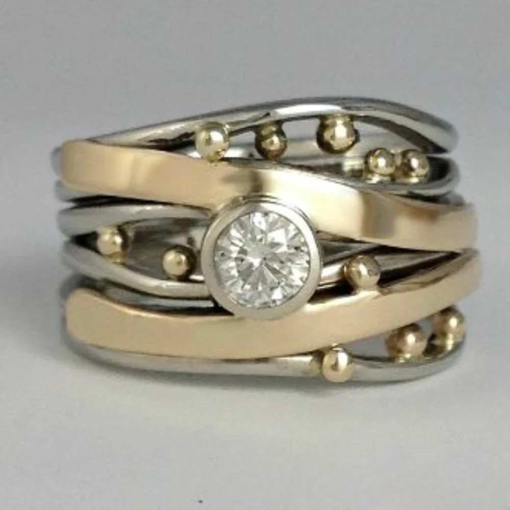 Hana | Classic Gold-Tone Inlaid Zirconia Ring