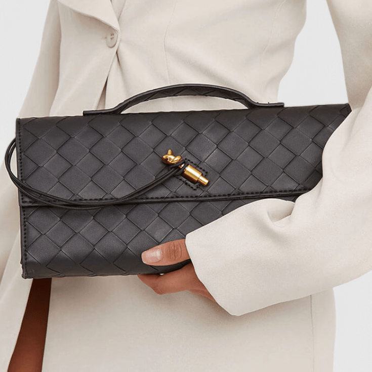 Melanie | Clutch