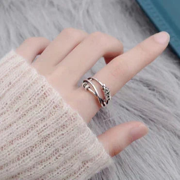 Roxane | Stylish Spinner for Stress Relief