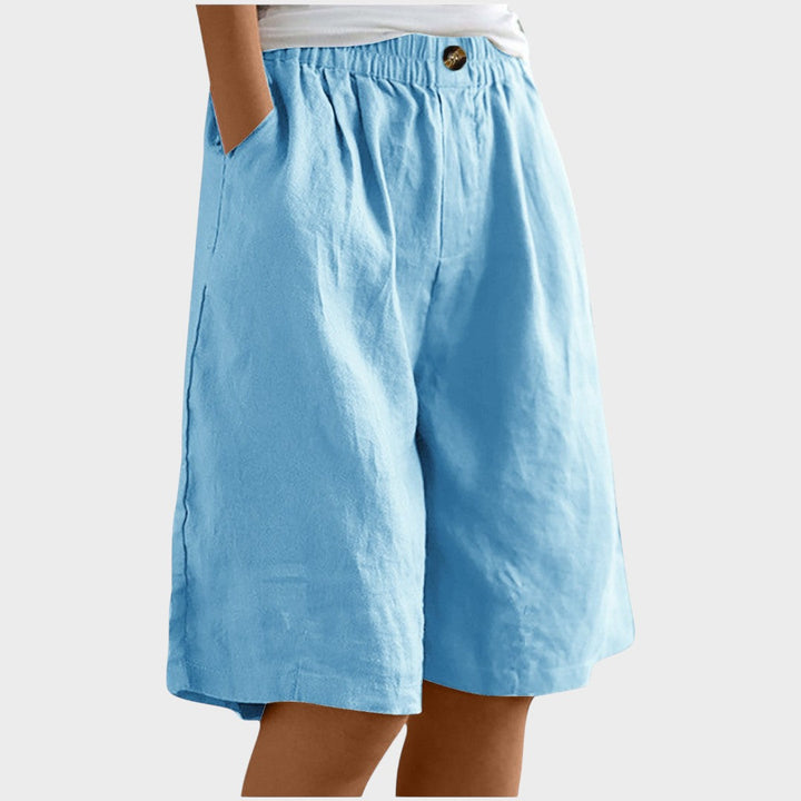 Isabela | Medium Shorts