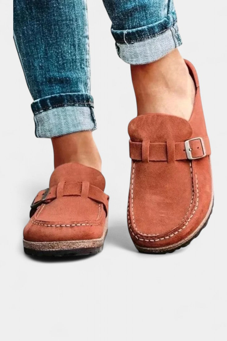 Elora | Classic Suede Clogs