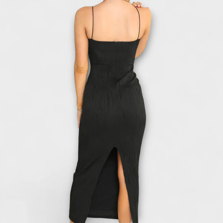 Dinna | Elegant Sleeveless Maxi Dresses with Ruching