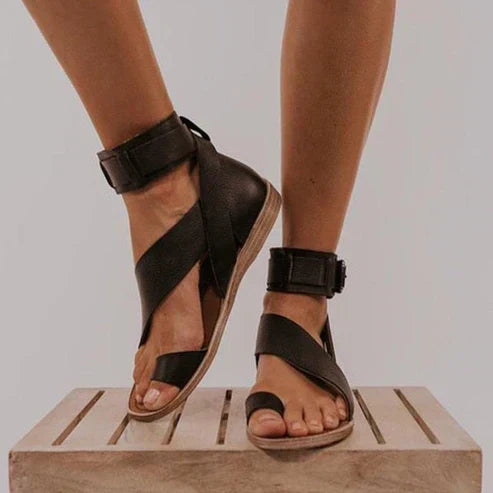 Uma | Black Elegant Low Sandals — view 3