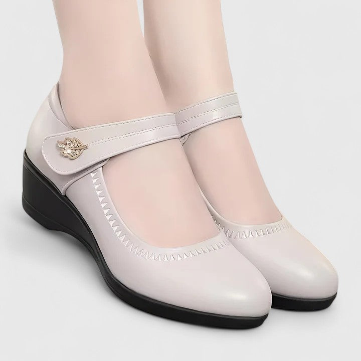 Daleyandra | Tan Cross Strap Comfort Shoes