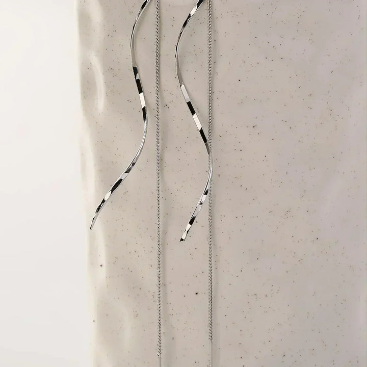 Isaline | Long Earrings with Wavy Design — view 4