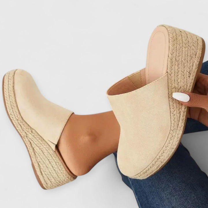 Lania | Elegant Sandal