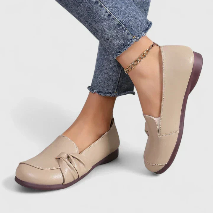Ivarynn | Cushioned Shoes