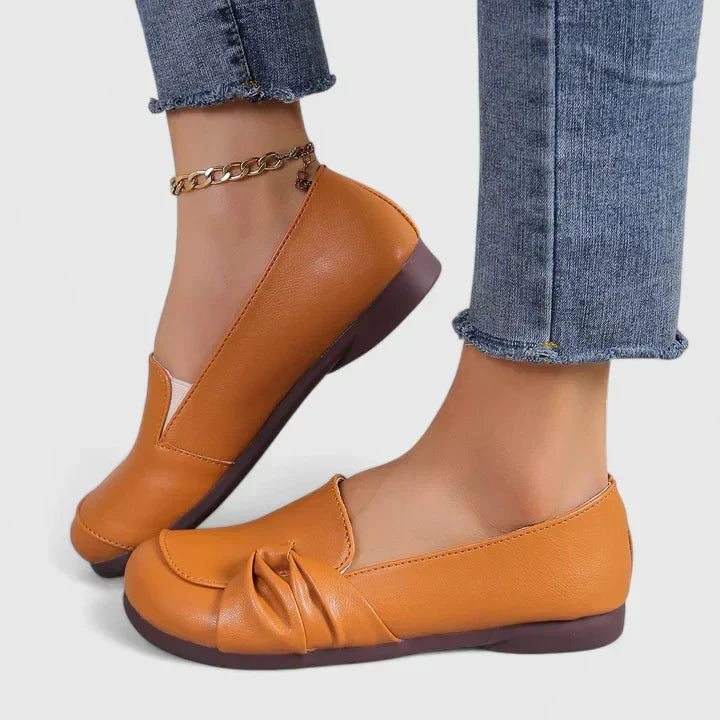 Ivarynn | Cushioned Shoes — view 3