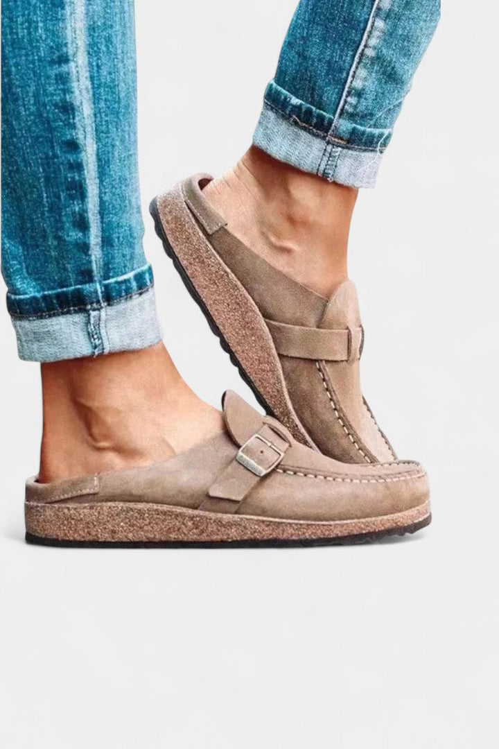Elora | Classic Suede Clogs