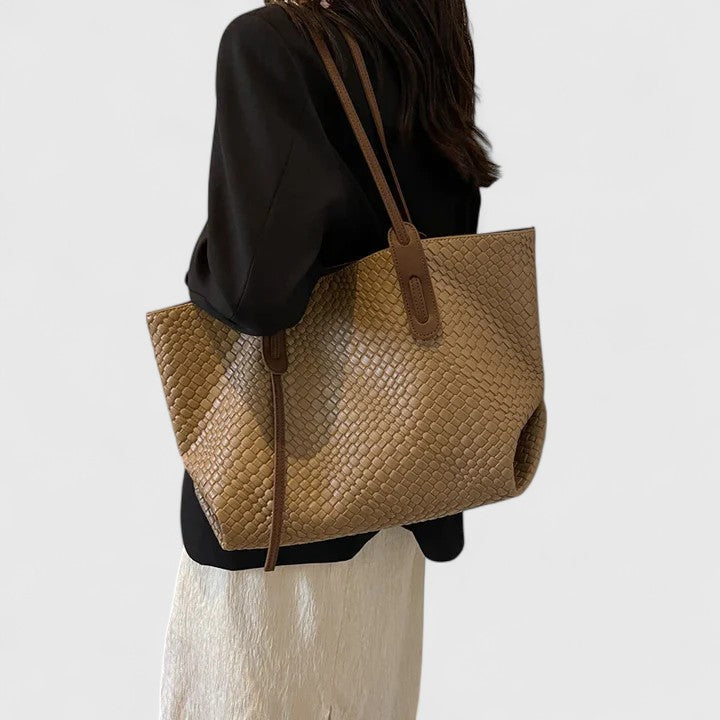 Amandine | Elegant Tote Bag