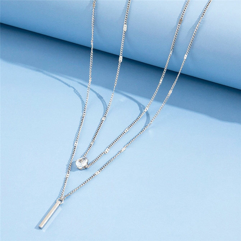 Georgette | Vintage Necklace Set with Gold-Tone Pendant — view 4