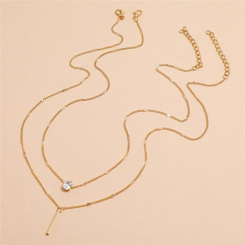 Georgette | Vintage Necklace Set with Gold-Tone Pendant — view 7