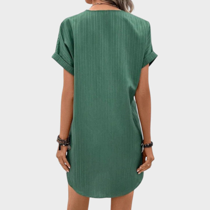 Atália | Comfortable V-neck dress