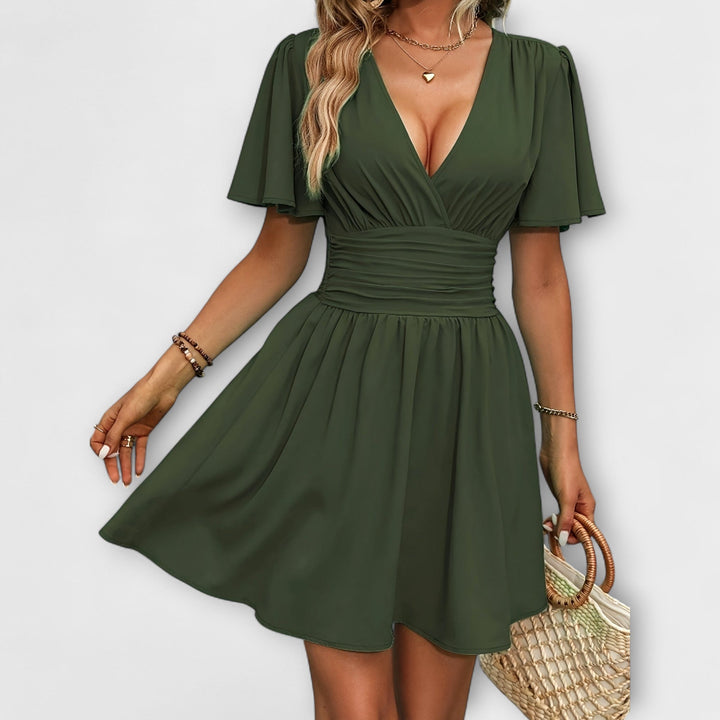 Winslet | Dress with Pleated Belt and V-Neck