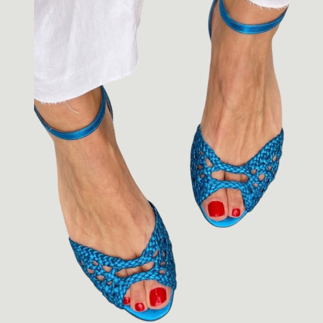 Isadora | Woven Golden Sandals