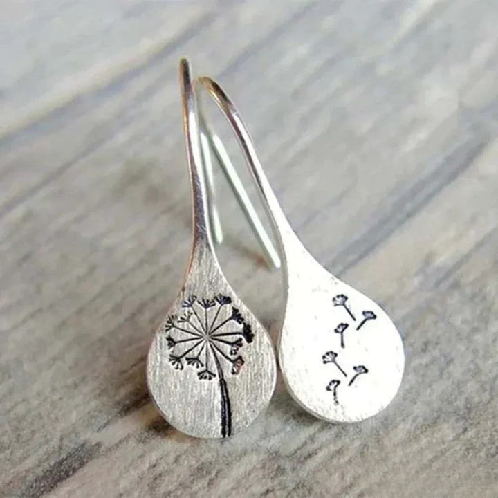 Anouk | Elegant Silver-Tone Earrings in Dandelion Leaf Design