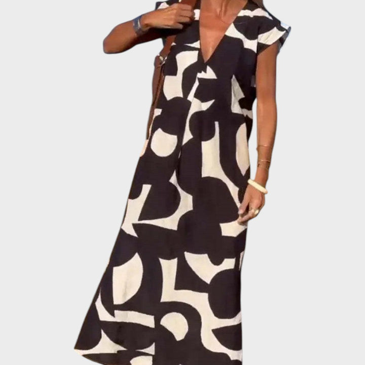 Mebelle | V-Neck Dress
