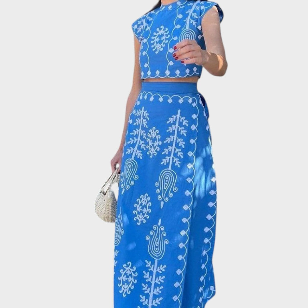 Duna | Embroidered Set