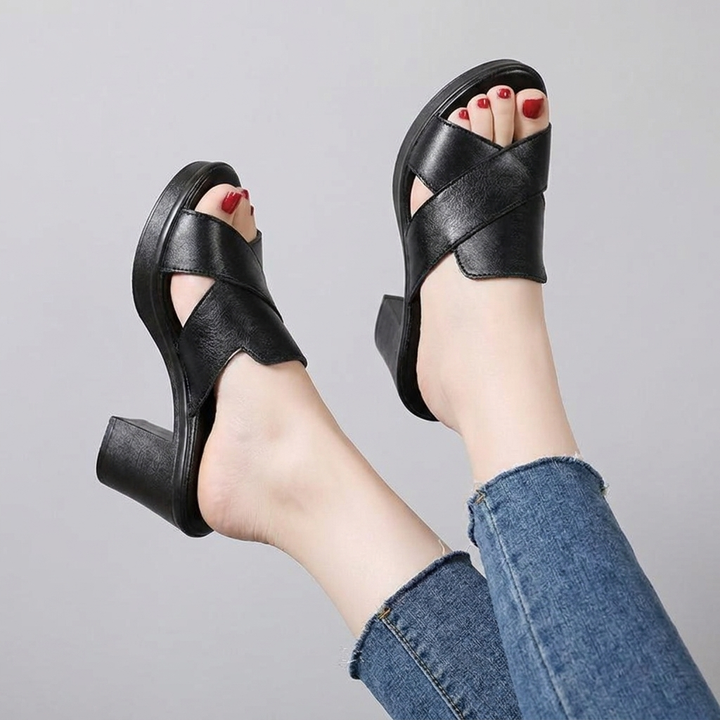 Darcy | Cushioned Supportive Sandals — view 4
