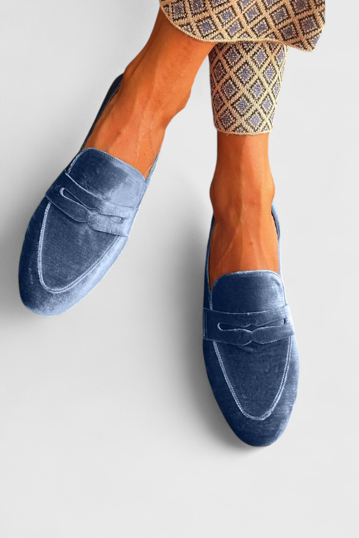 Olivrah | Comfortable Loafers — view 2