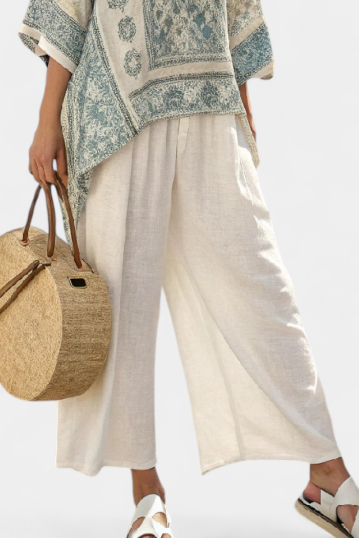 Annalisa | Comfortable Printed Blouse and White Wide-leg Trousers